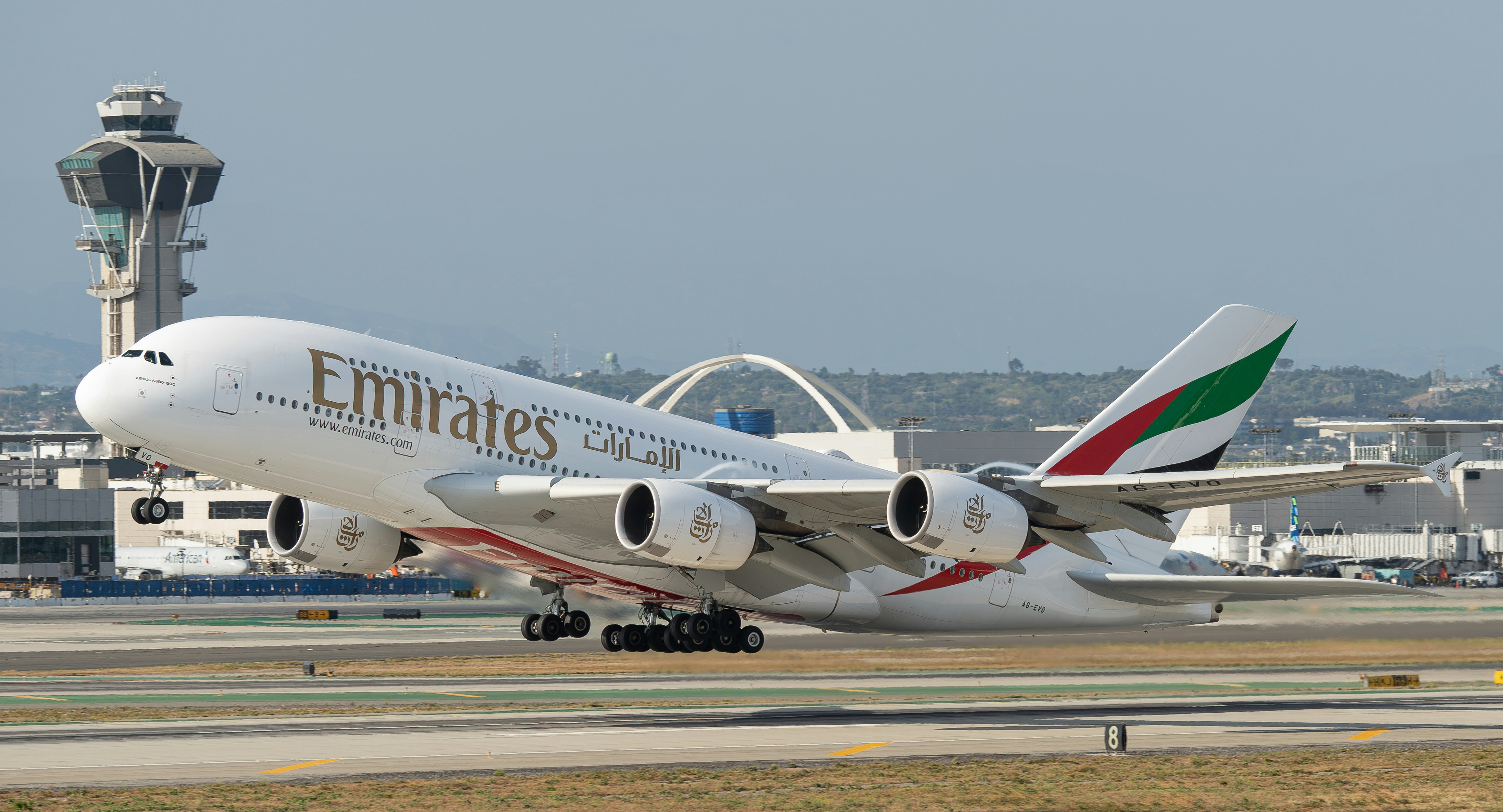 Airplane in motion